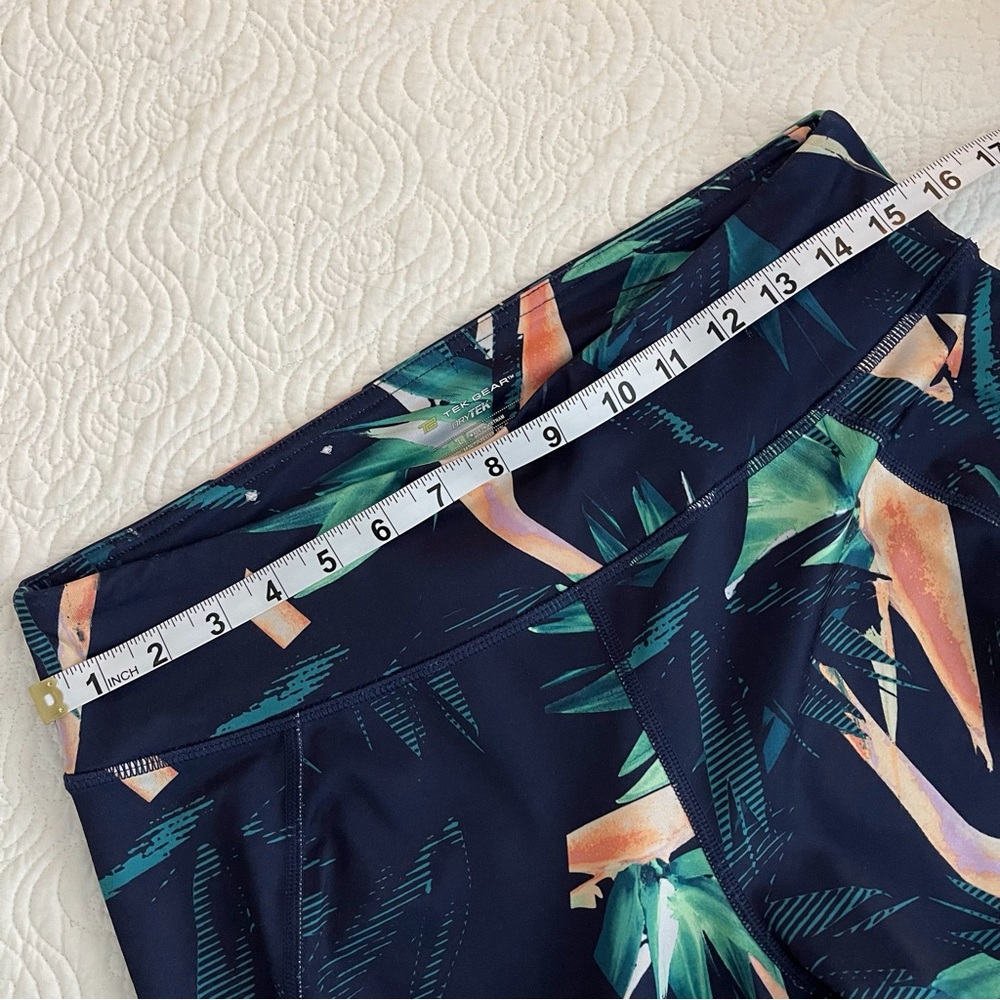 Tek Gear DryTek Women’s Capris Leggings Size L - Picture 9 of 13
